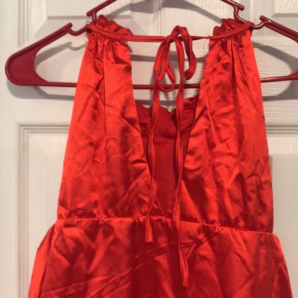 Red rose top - Picture 5 of 5